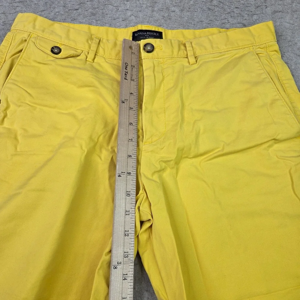 Banana Republic Lived-In Shorts Mens 35 Yellow 8